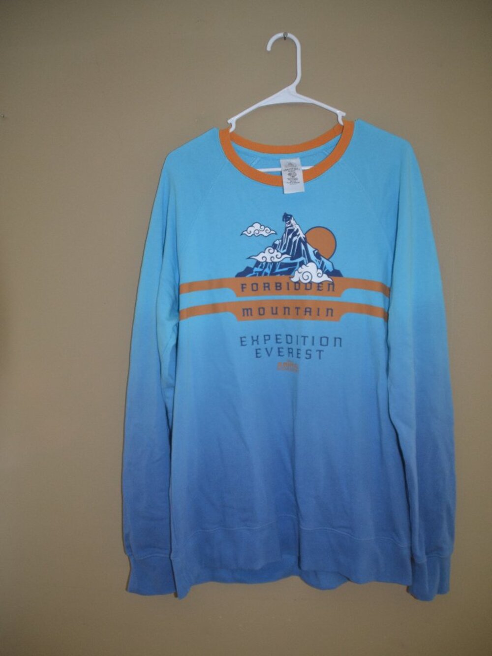 DISNEY Forbidden Mountain Animal Kingdom Official Merch Crewneck Sweatshirt